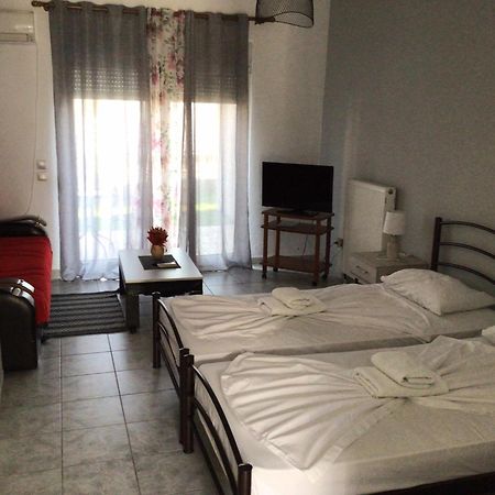 Hotel Loga Tycherón Extérieur photo