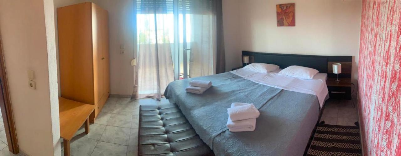 Hotel Loga Tycherón Extérieur photo