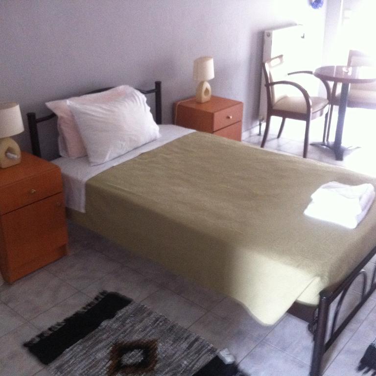 Hotel Loga Tycherón Chambre photo