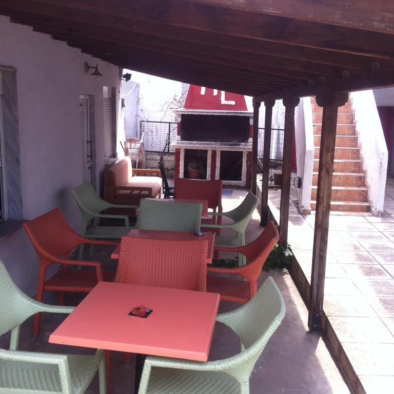 Hotel Loga Tycherón Extérieur photo